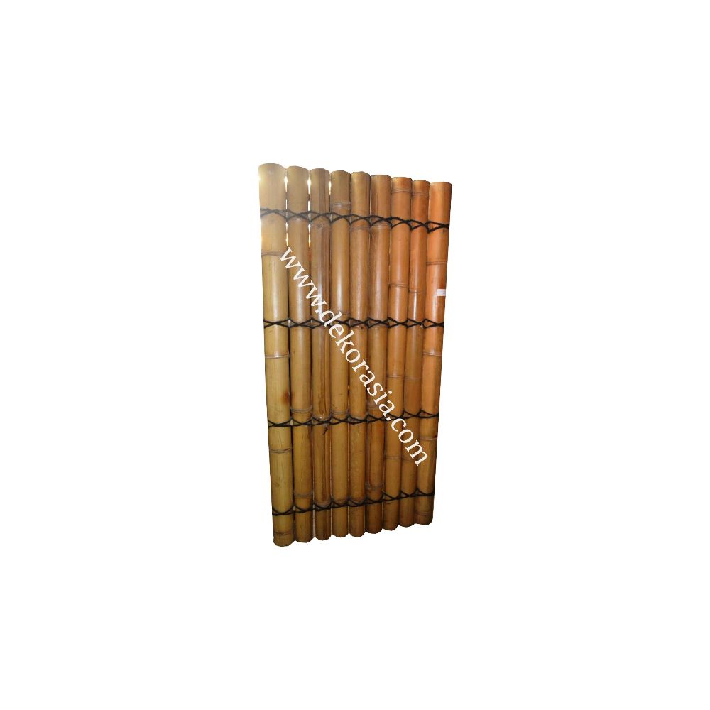  Big bamboo fence with 4 back slats and black coco rope - Image 1